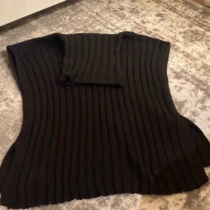 Zara black knit turtleneck vest